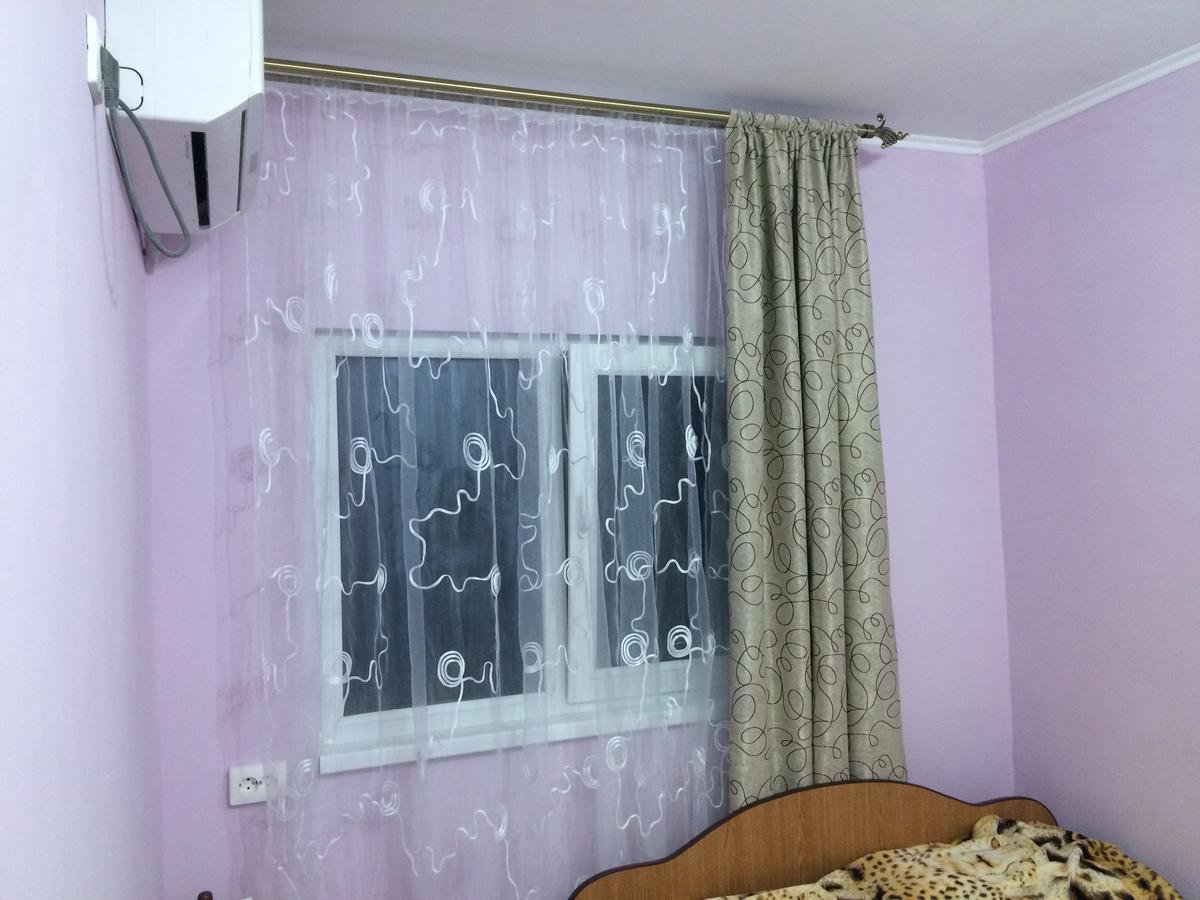 Guesthouse Tigranakert Pizunda Esterno foto
