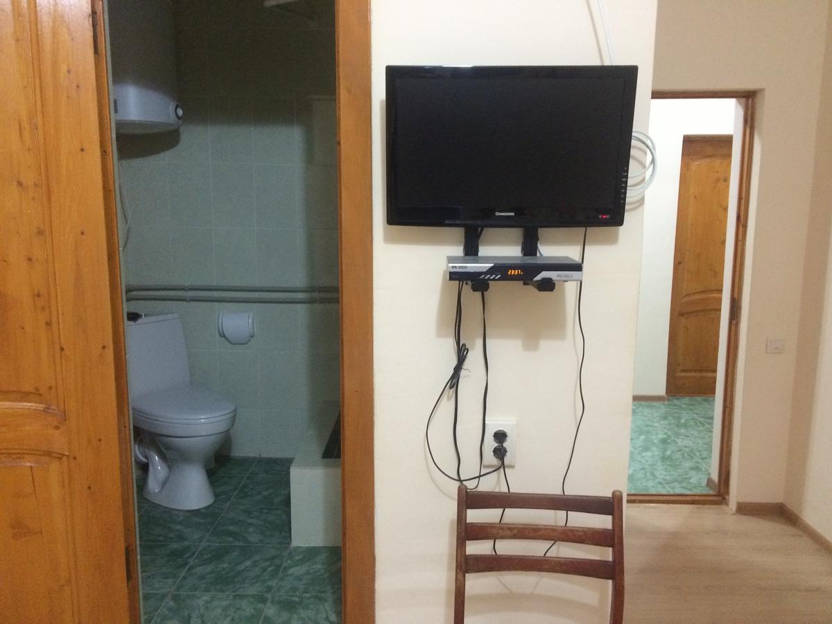 Guesthouse Tigranakert Pizunda Esterno foto