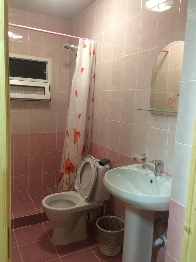 Guesthouse Tigranakert Pizunda Esterno foto